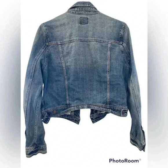 AMERICAN Eagle Distressed Jean  Jacket​​​ - Picture 5 of 5